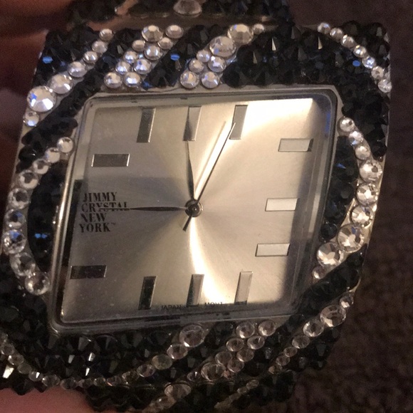 Stunning black and white watch - Picture 3 of 5